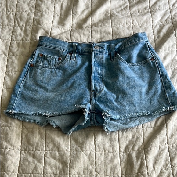 Levi’s 501  Denim Women's Shorts - Picture 1 of 11